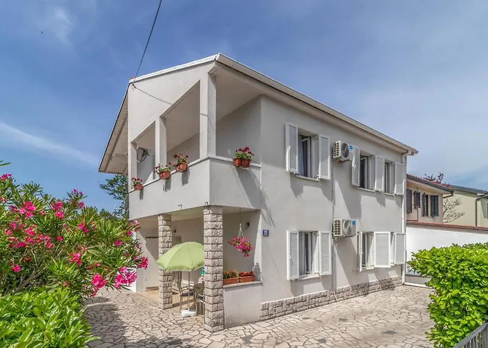 Appartement Stunning In Jadranovo